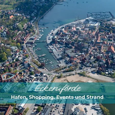 Admiralslounge- Eg, Infrarotsauna, Grosse Dusche, Terrasse, Blick Auf Hafenbecken *