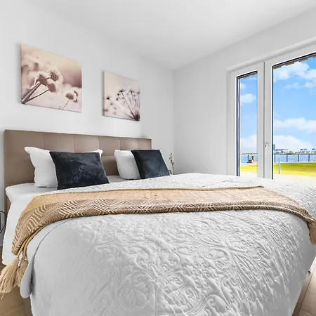 Appartement Admiralslounge- Eg, Infrarotsauna, Grosse Dusche, Terrasse, Blick Auf Hafenbecken Olpenitz