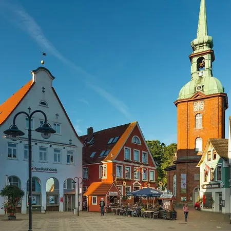 Appartement Admiralslounge- Eg, Infrarotsauna, Grosse Dusche, Terrasse, Blick Auf Hafenbecken Olpenitz