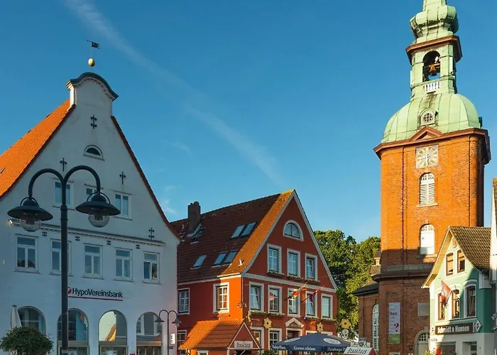 Appartement Admiralslounge- Eg, Infrarotsauna, Grosse Dusche, Terrasse, Blick Auf Hafenbecken Olpenitz